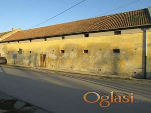 Prodaja poslovnog objekta magacina-arhiva u centru Bečeja