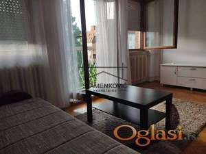 Na prodaju garsonjera – Grbavica,27 m² ID#6946