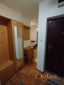 Karaburma, Garsije Lorke – Namešten - Dvosoban stan 40m2
