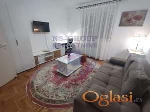 Cara Dušana,  Jednosoban