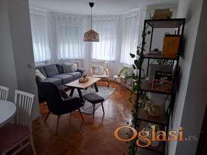 Odličan četvorosoban stan na Telepu! Sa dve garaže!