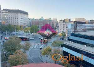 Stari grad-centar, Trg Republike, salonac 3.5, 85m2, renoviran, useljiv ID#1637
