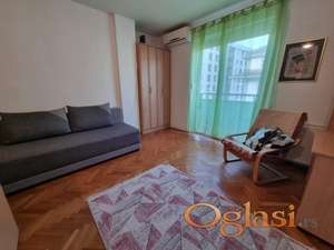 ~~~ Jednoiposoban stan odmah useljiv, SOCIJALNO ~~~