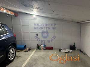 Izdaju se dva garažna mesta sa ostavom