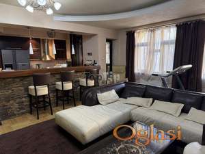 TROSOBAN STAN U CENTRU ID#648