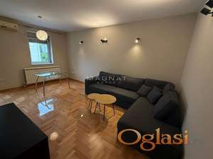 Zvezdara - Dimitrija Tucovića, sa parking mestom ID#5322