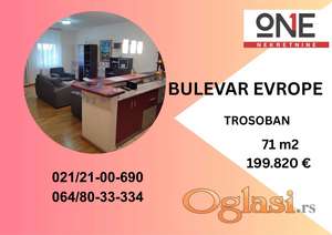 Novo u ponudi ! Odličan komforan stan na jednoj od traženijih lokacija u Novom Sadu.