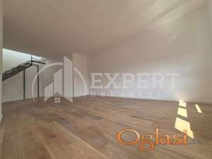 Lux novogradnja u blizini Keja, petosoban stan, peti sprat, 110 m2 sa panoramskom terasom od 128m2