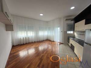 Stan NOVI SAD,BULEVAR EVROPE,kv: 67, € 179000, ID: 1019404