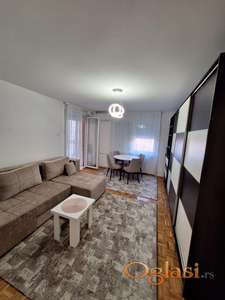 SAJAM KOMFORAN JEDNOSOBAN STAN