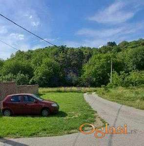 Prodaje se plac Popovica