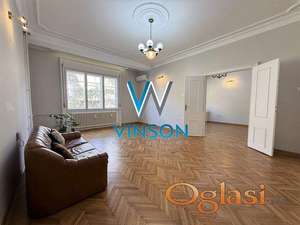 Novi Sad, Centar - Nenamešten salonski stan + parking