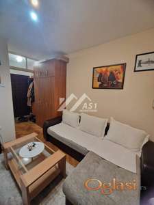 Izdajem fenomenalnu garsonjeru na Sajmu !! ID#4818