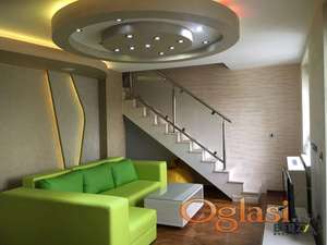 IZDAJE SE KOMFORAN NAME[TEN ČETVOROSOBAN STAN-DUPLEX, NOVA DETELINARA, NOVI SAD