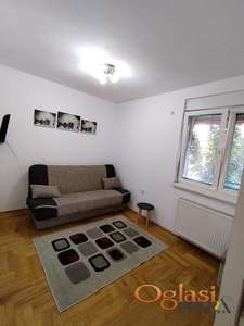  NAMEŠTEN JEDNOIPOSOBAN STAN, PET FRIENDLY - SAJAM