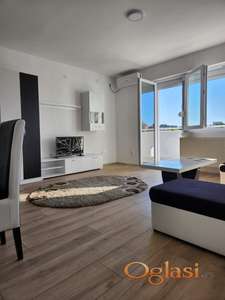 GRBAVICA NAMESTEN DVOSOBAN STAN