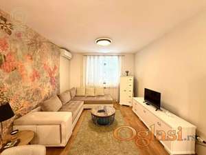 Renoviran dvosoban stan na odličnoj lokaciji, pet friendly