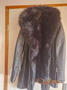 JAKNA ZENSKA SA KRZNOM