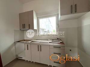 PETROVARADIN - PETROVARADIN - 30.00 m2