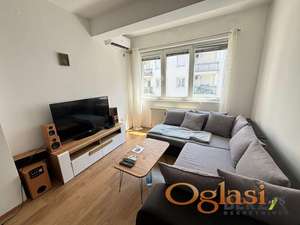 LEPO NAMEŠTEN DVOSOBAN STAN - CENTAR