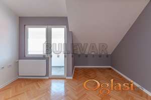 Izdaje se neuseljavan nenamešten stan u Njegoševoj 60m2!