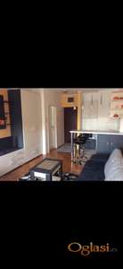 IZDAJEM EXTRA NAMEŠTENU GARSONJERU NA GRBAVICI U NOVOM SADU NA DUŽI PERIOD