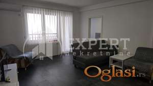 Izdaje se odličan stan u centru Niša, 54m2!