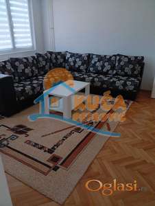 Izdaje se stan na Panteleju, 55m2