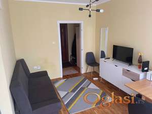 Odlican jednosoban stan na Bulevaru Evrope