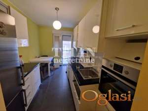 na Dorćolu,renoviran,uknjizen ,odmah useljiv ID#5665