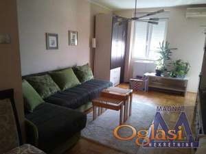 Stan,NOVI SAD,SOMBORSKI BULEVAR,kv: 42, € 400, ID: 9101267