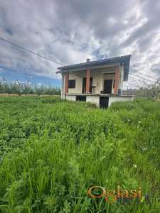 Vikendica u Čereviću – mir, priroda i pogled na Frušku goru