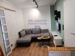 Izdaje se renoviran i kompletno namešten dvoiposoban stan površine 36m2 na Novom Naselju, funkcionalnog rasporeda i spreman za useljenje.