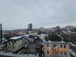 Vase Stajica Penthaus 48m2 + 170m2 terasa panoramski pogled na ceo grad Vlasnik