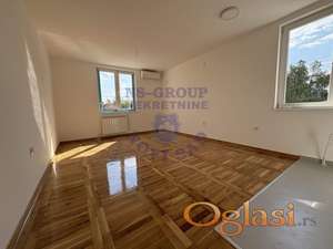 Odlična uknjižena garsonjera na Telepu. Ivona 065/4019279