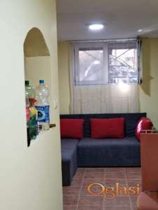 Podbara,Jug Bogdana garsonjera 170e sa uključenim računom kablovske televizije