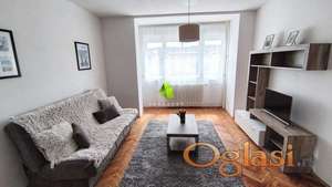 Dvosoban stan na lepoj lokaciji u centru ID#7922