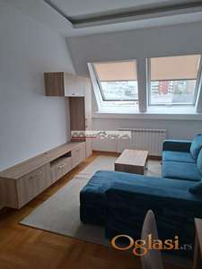 Lipov lad-Useljiv 1.5 stan