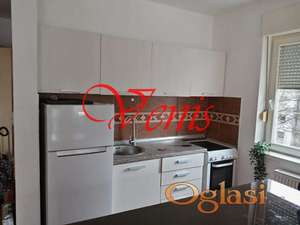 CENTAR ul. Petra Drapšina 33 m2 – 300 Evra  USELJIV ID#2669