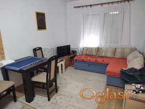 Izdaje se stan na Panteleju