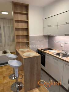 Lux garsonjera na Gundulićevom vencu ID#2802