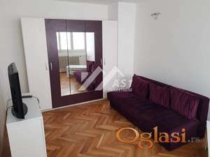 Izdajem lep renoviran komforan dvosoban stan na Bulevaru Oslobodjenja !!! ID#5923