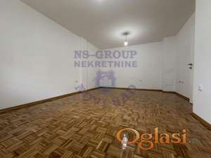 Dvoiposoban,odlican,renoviran,Liman 4