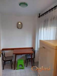 Izdaje se mani jednosoban stan na novom naselju
