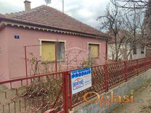Subotica-Aleksandrovo-starija kuća sa lepim dvorištem ID#2058