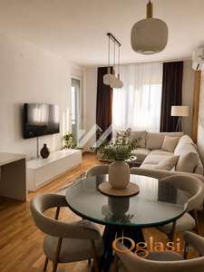Izdajem LUX dvosoban komforan stan u Square Gardenu !!! ID#6843