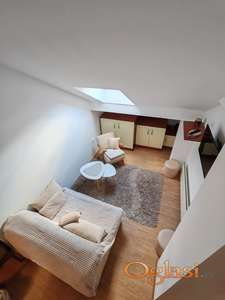 CENTAR-PRELEP JEDNOBAN STAN SA GALERIJOM NA TOP LOKACIJI