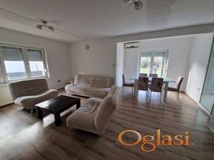 VETERNIK - NAMEŠTEN ČETVOROSOBAN STAN U KUĆI - USELJIVO ODMAH!!!