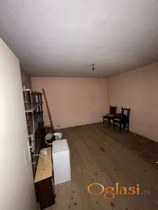 NOVI SAD, KUĆA 80m2 HITNO!