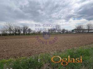 Plac u Futogu površine 1599m2 u građevinskom području